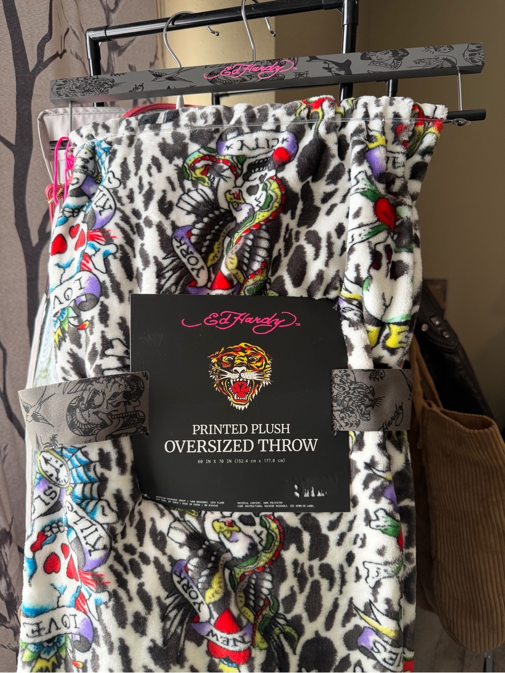Ed Hardy Printed Plush Oversized Throw Blanket - Love Kills Slowly NWT
